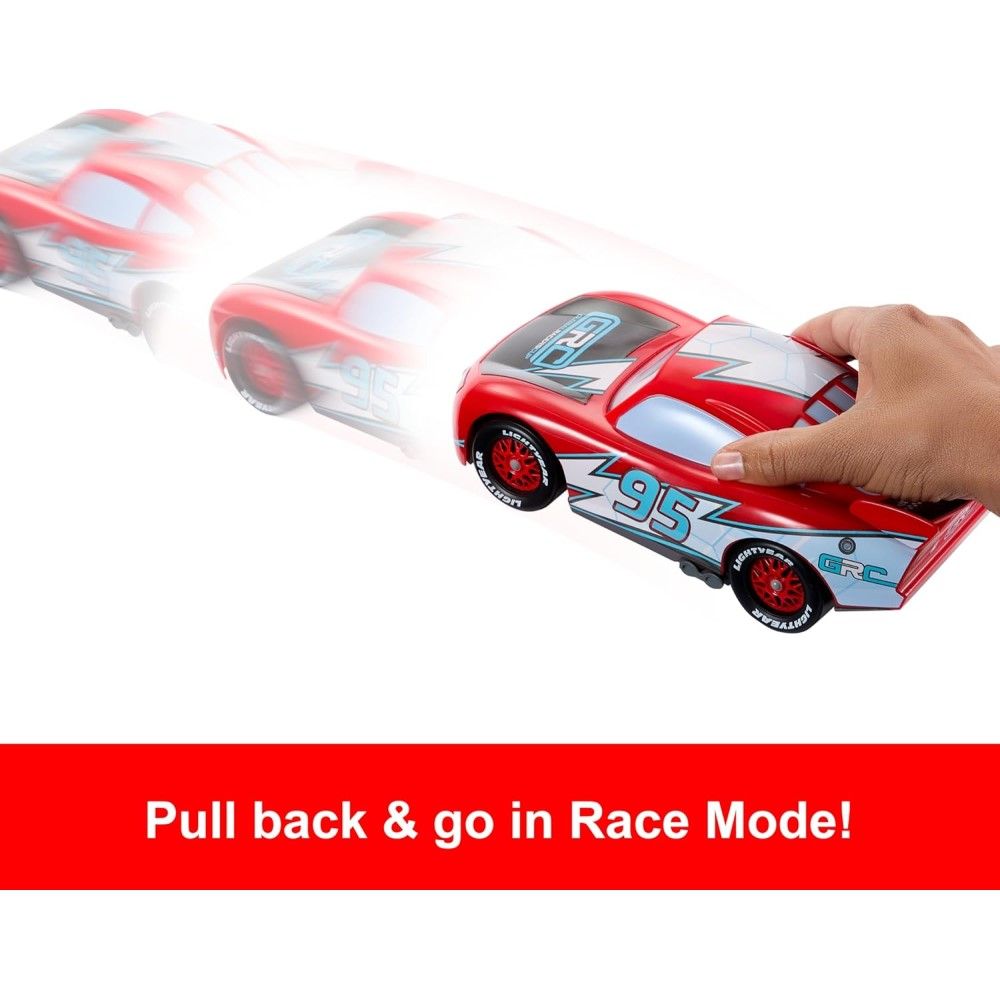 Carrinho Mattel Cars Global Racers Cup Drift & Race: Lightning McQueen