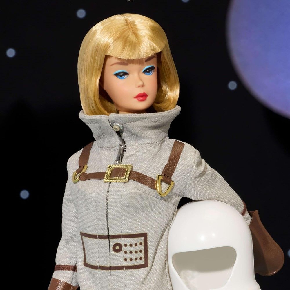 Barbie Signature Miss Astronauta
