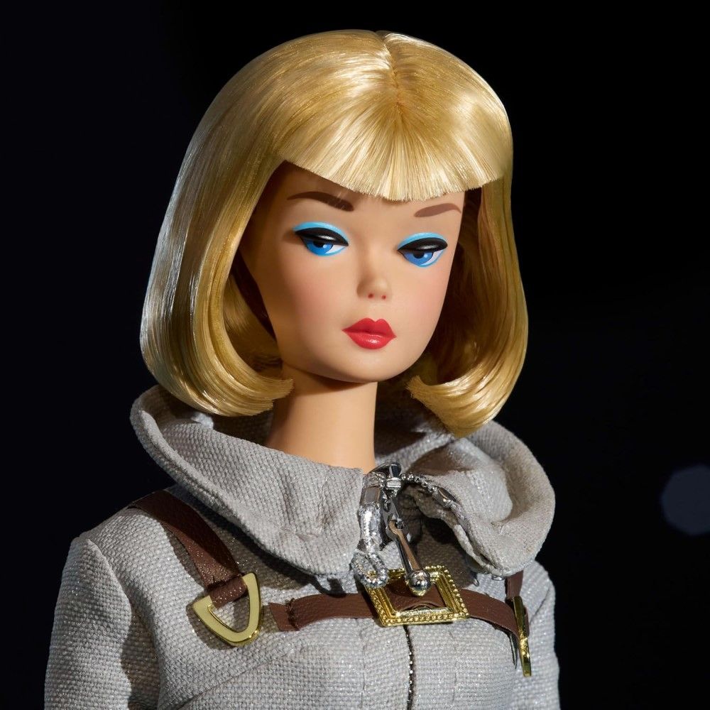Barbie Signature Miss Astronauta