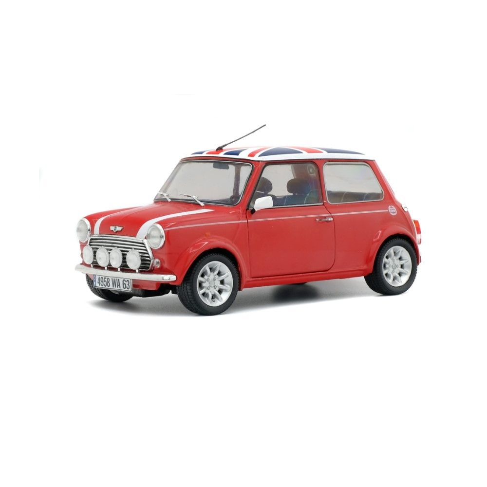 1/18 - Mini Cooper Sport, Vermelho c/ bandeira Britanica (1997)