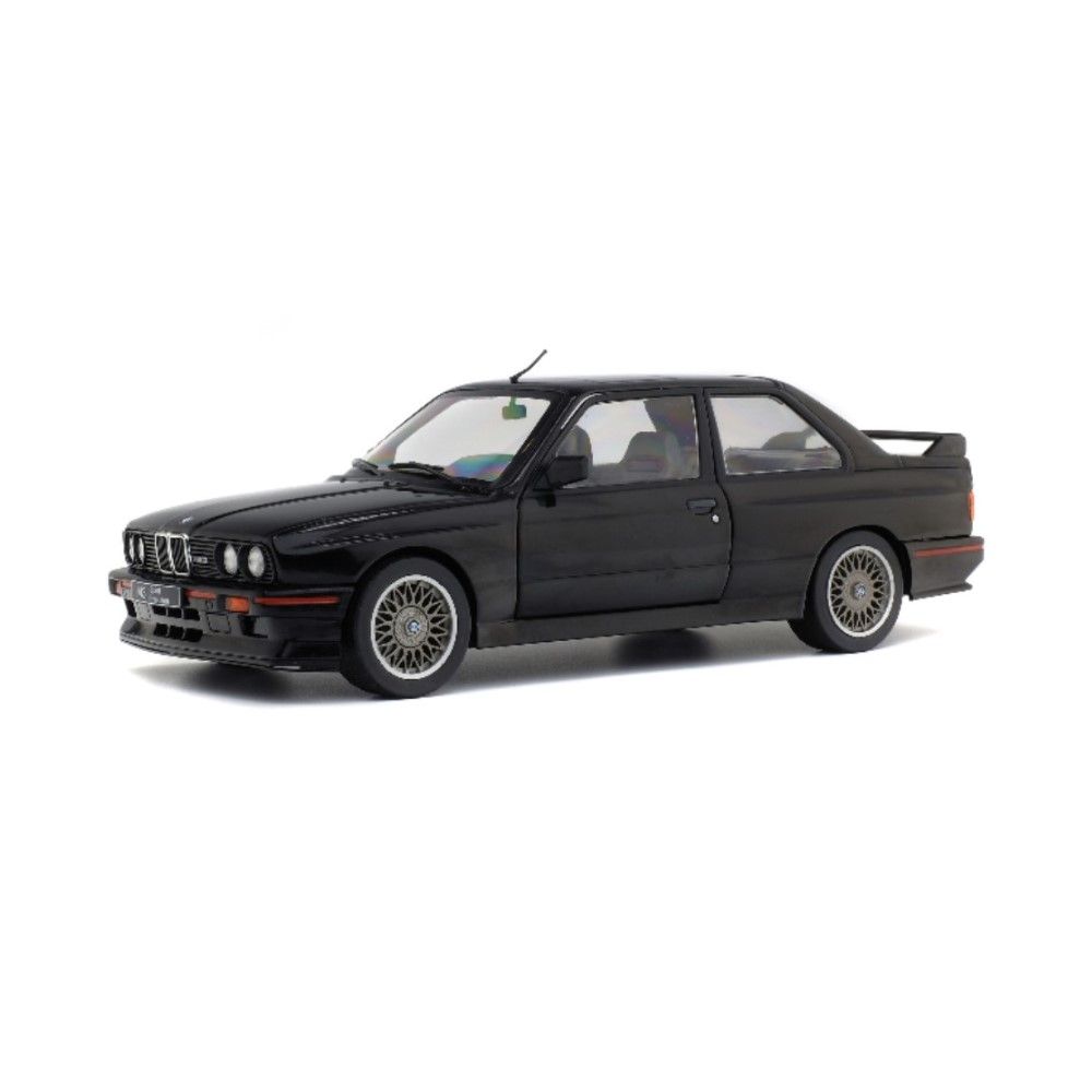 1/18 - BMW M3 E30, Preto (1990)