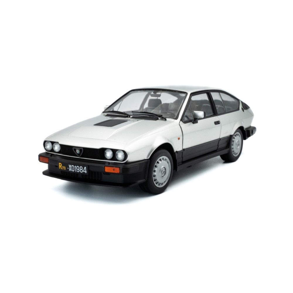 1/18 - Alfa Romeo GTV6 Prateado (1984)