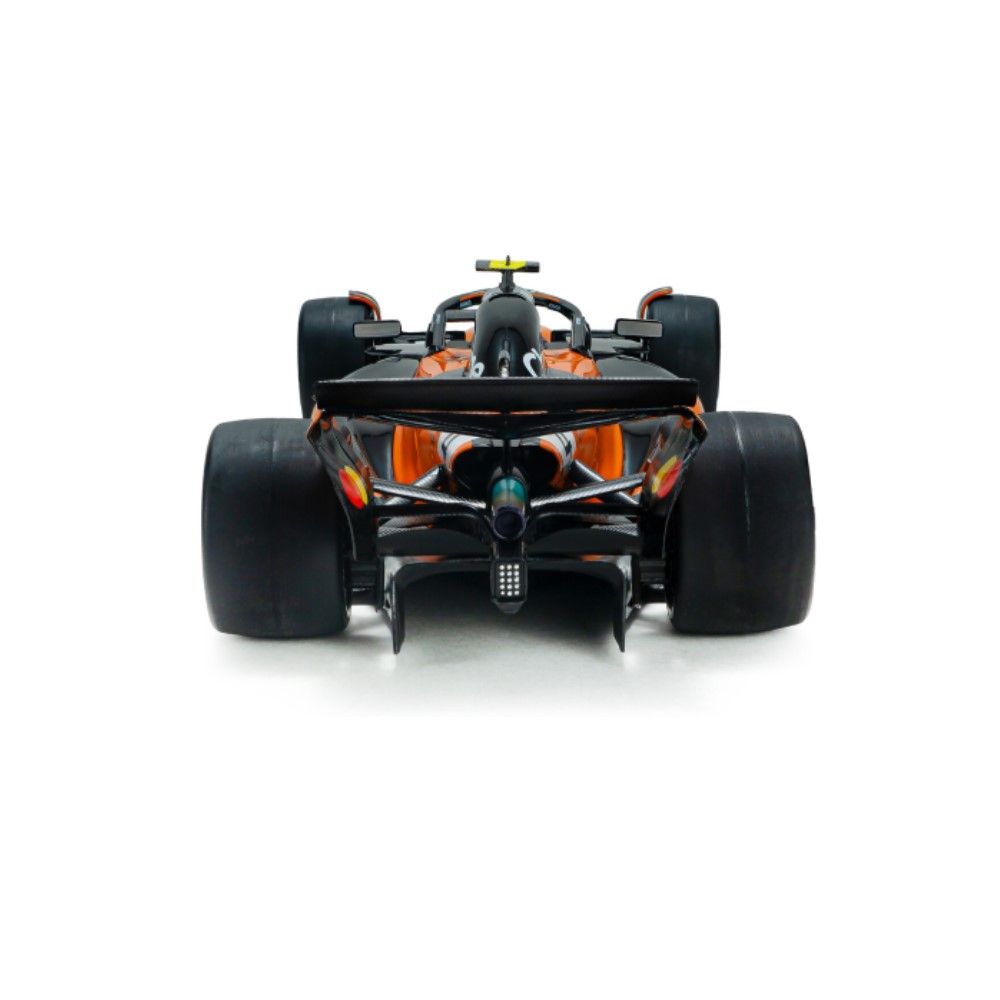 1/18 - F1 McLaren MCL39, #4 L.Norris (2025)