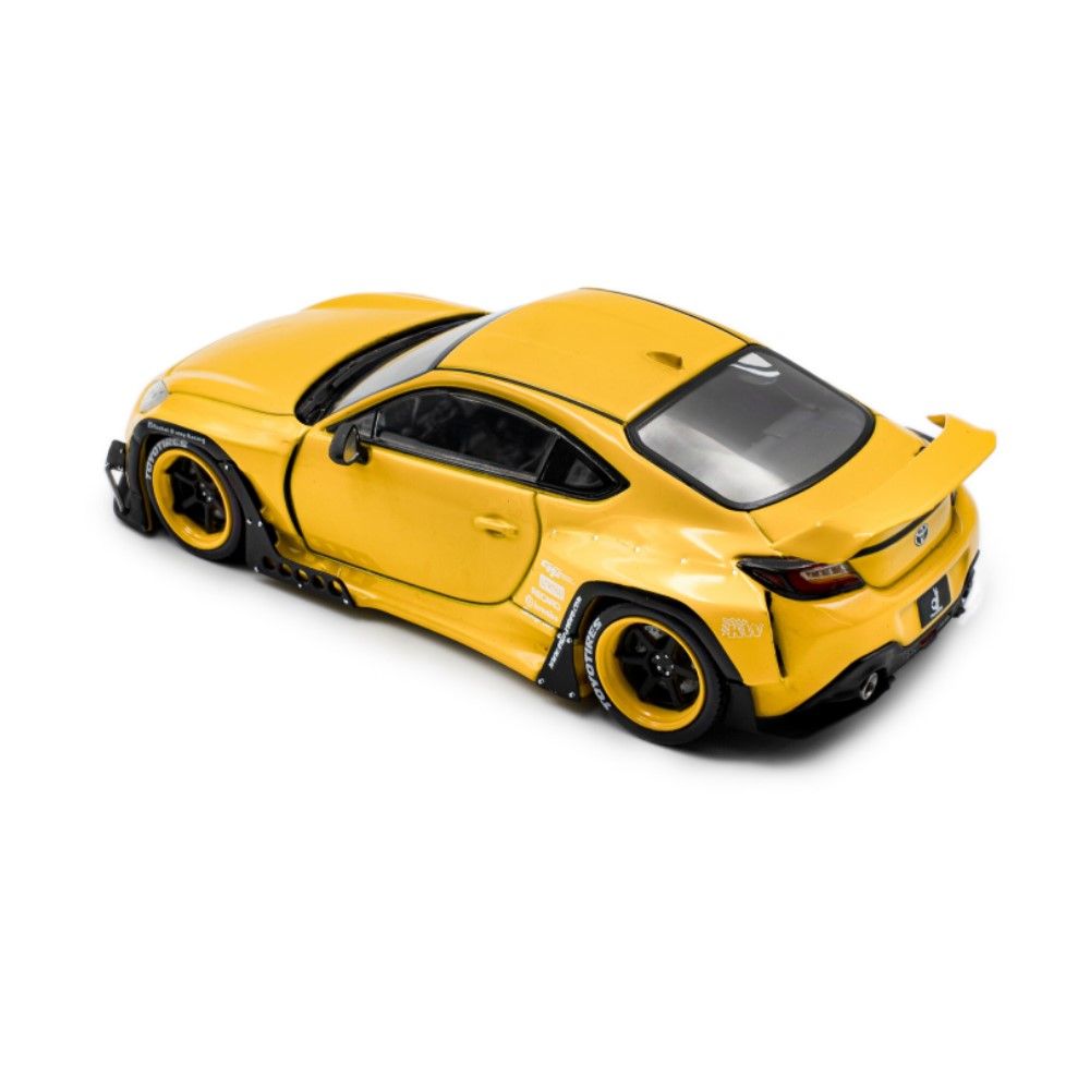 1/43 - Toyota GR86 Pandem, Amarelo (2022)