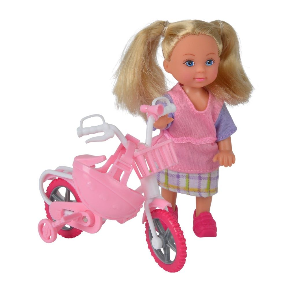 Evi com bicicleta