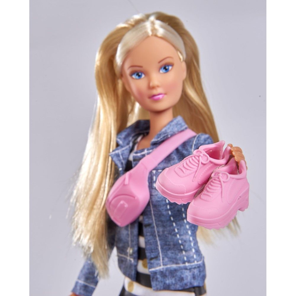 Steffi  Sneakers