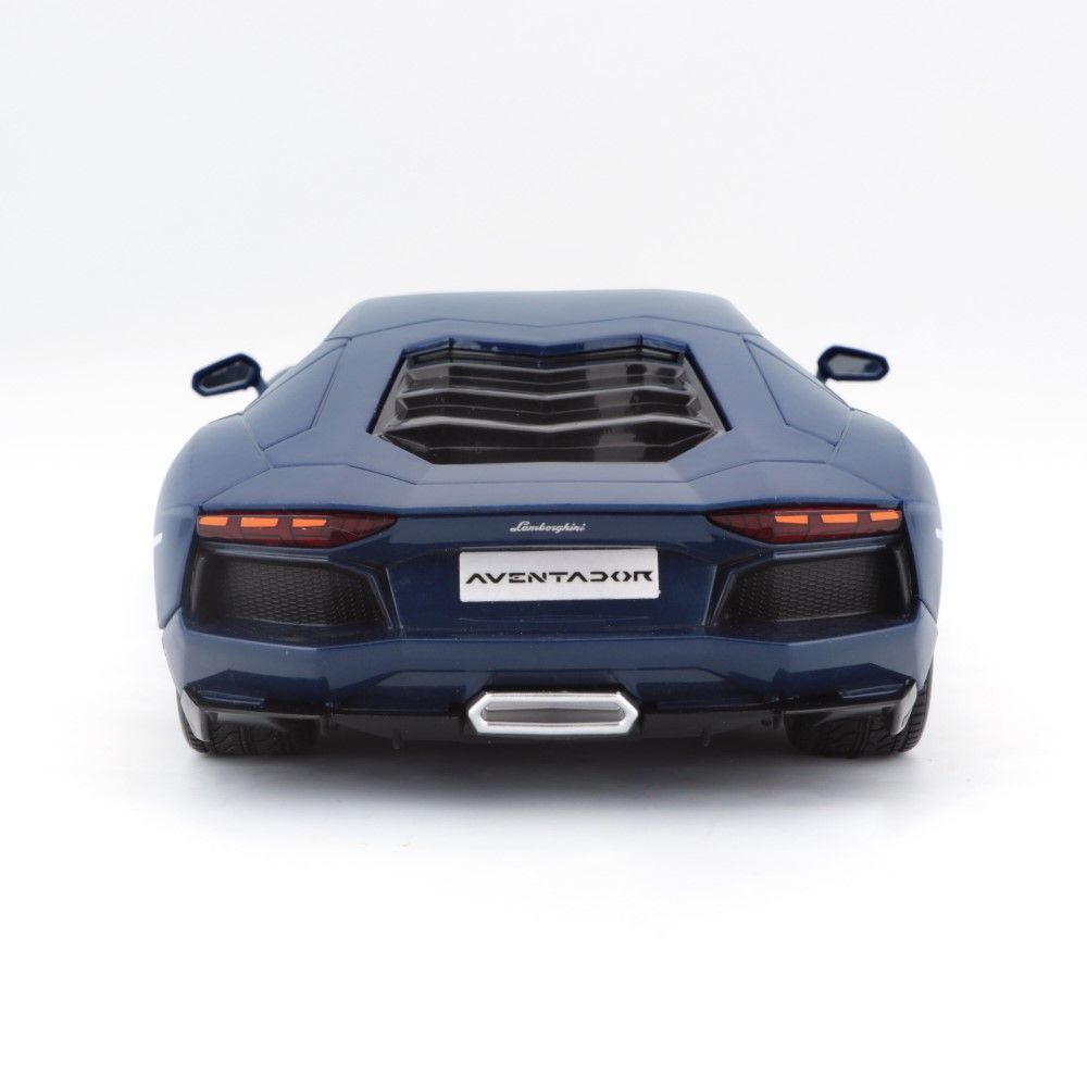 1/24 - Lamborghini Aventador LP700-4 2,4 GHz